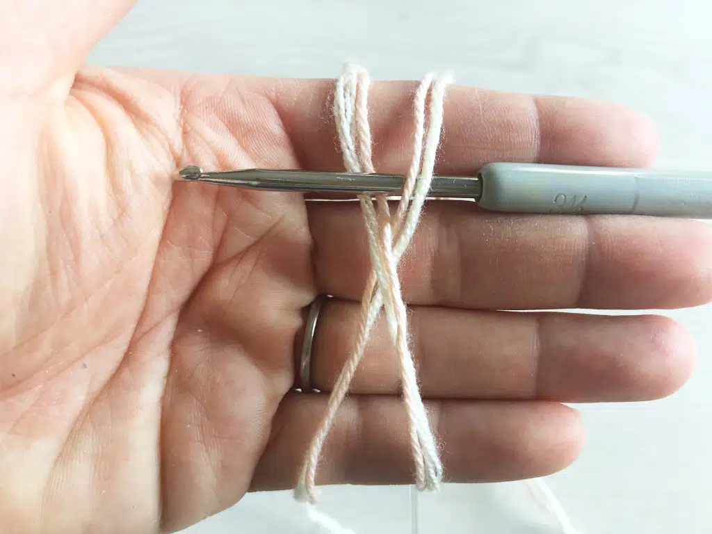 Topflappen häkeln, kostenlose Häkelanleitung von myneedleworks, Fadenring häkeln