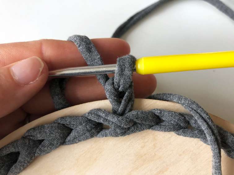 Körbchen mit Textilgarn häkeln, kostenfreie Häkelanleitung von myneedleworks