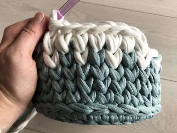 Körbe häkeln | E-Book mit Häkelanleitungen von myneedleworks | Farbwechsel