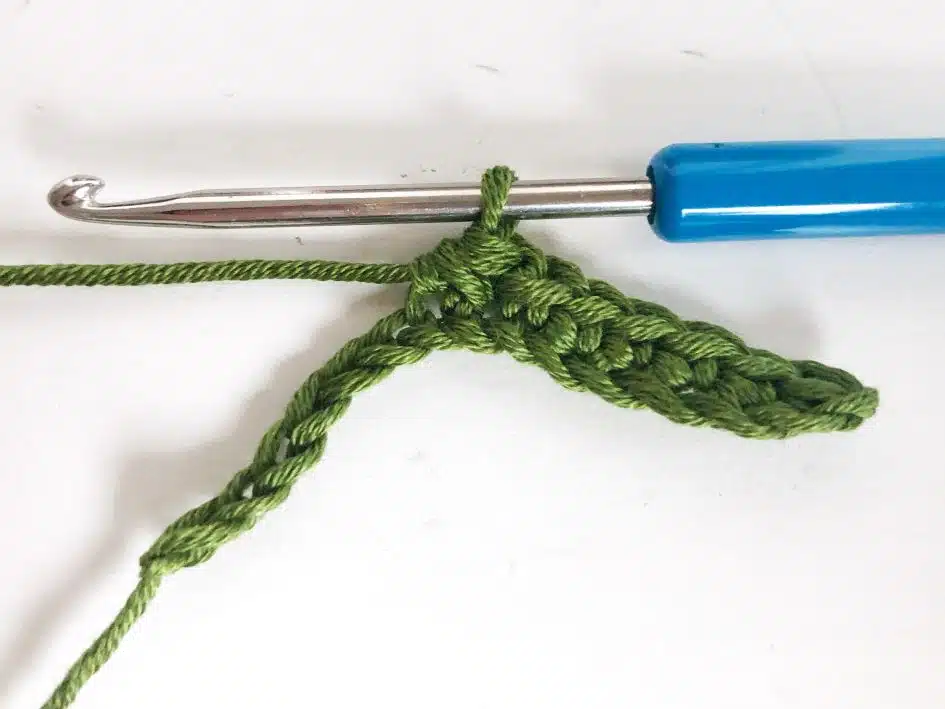 Häkelanleitung | Geschenkanhänger häkeln | Kreativblog myneedleworks