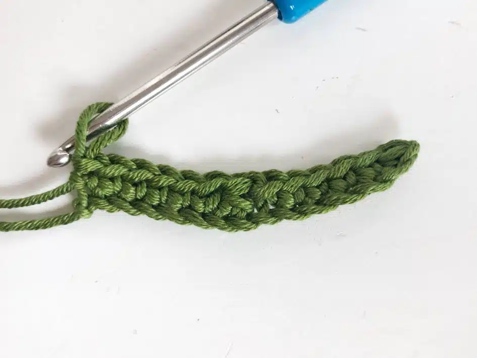 Häkelanleitung | Geschenkanhänger häkeln | Kreativblog myneedleworks