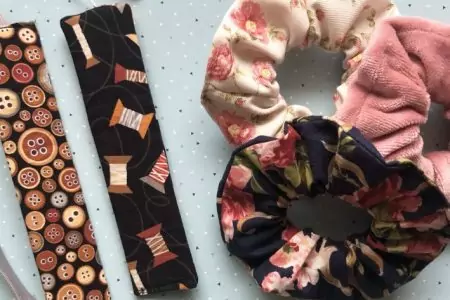 Weihnachtsgeschenke nähene | kostenfreie Nähanleitung | Lesezeichen nähen | Scrunchie nähen | Kreativblog myneedleworks