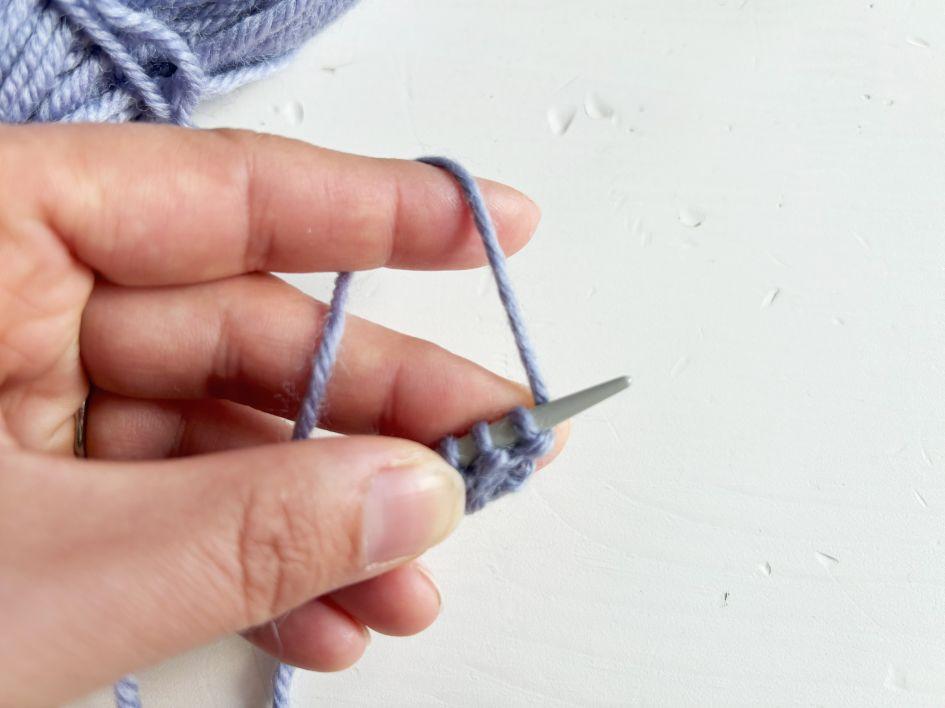 Stricken lernen: rechte und linke Maschen stricken | Kreativblog myneedleworks