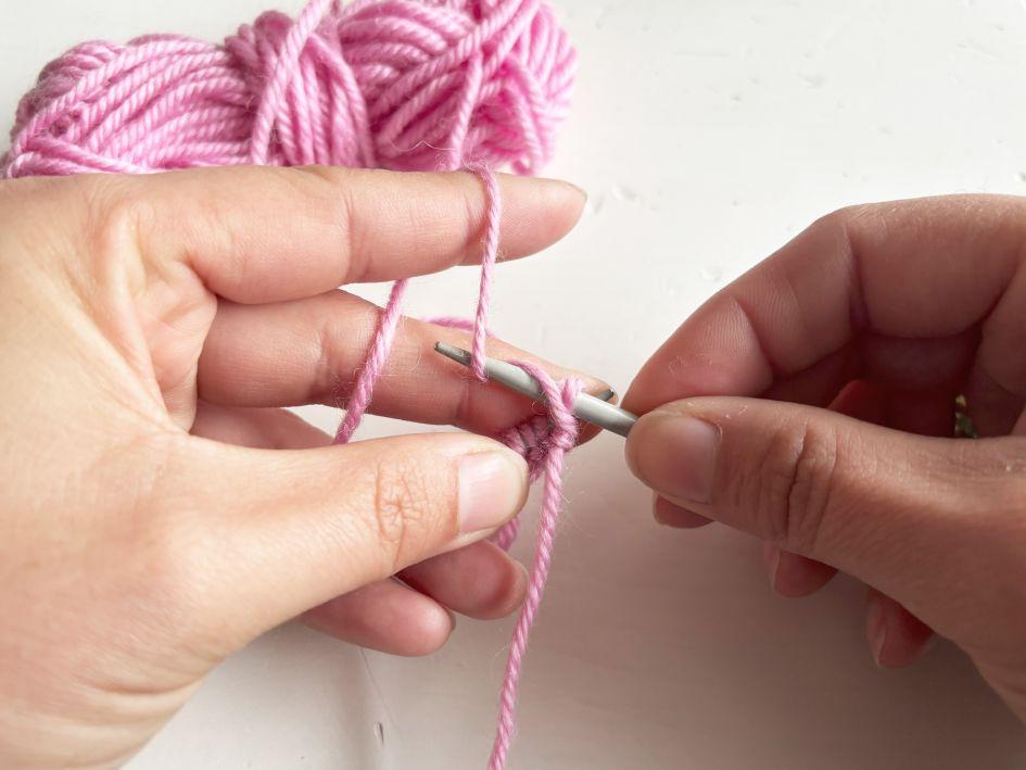 Stricken lernen: rechte und linke Maschen stricken | Kreativblog myneedleworks