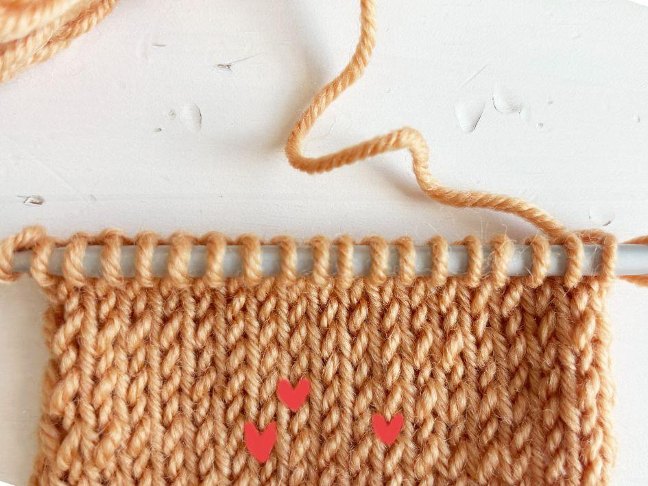 Stricken lernen: rechte und linke Maschen stricken | Kreativblog myneedleworks